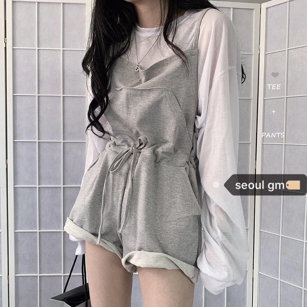 2020 new set summer women's Korean version white sunscreen T-shirt + backpack shorts wide leg Jumpsuit
