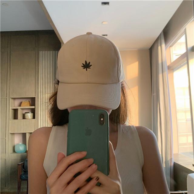 Ins embroidered maple leaf baseball cap female summer Korean version all-match Japanese peaked cap showing face small sunshade hat female