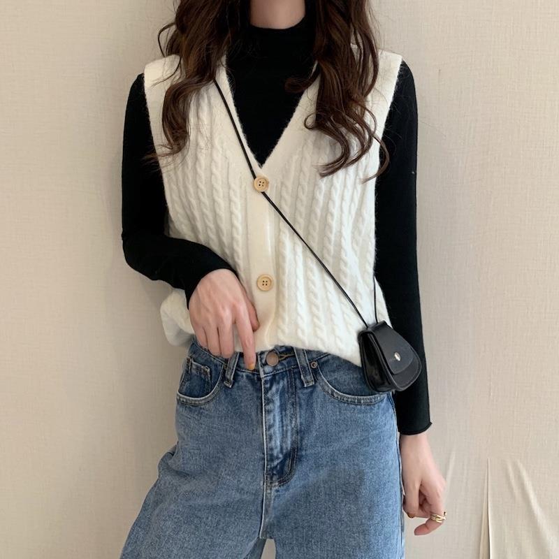 2020 new autumn Korean cardigan and vest, reduced age twist knitted vest, female students' waistcoat