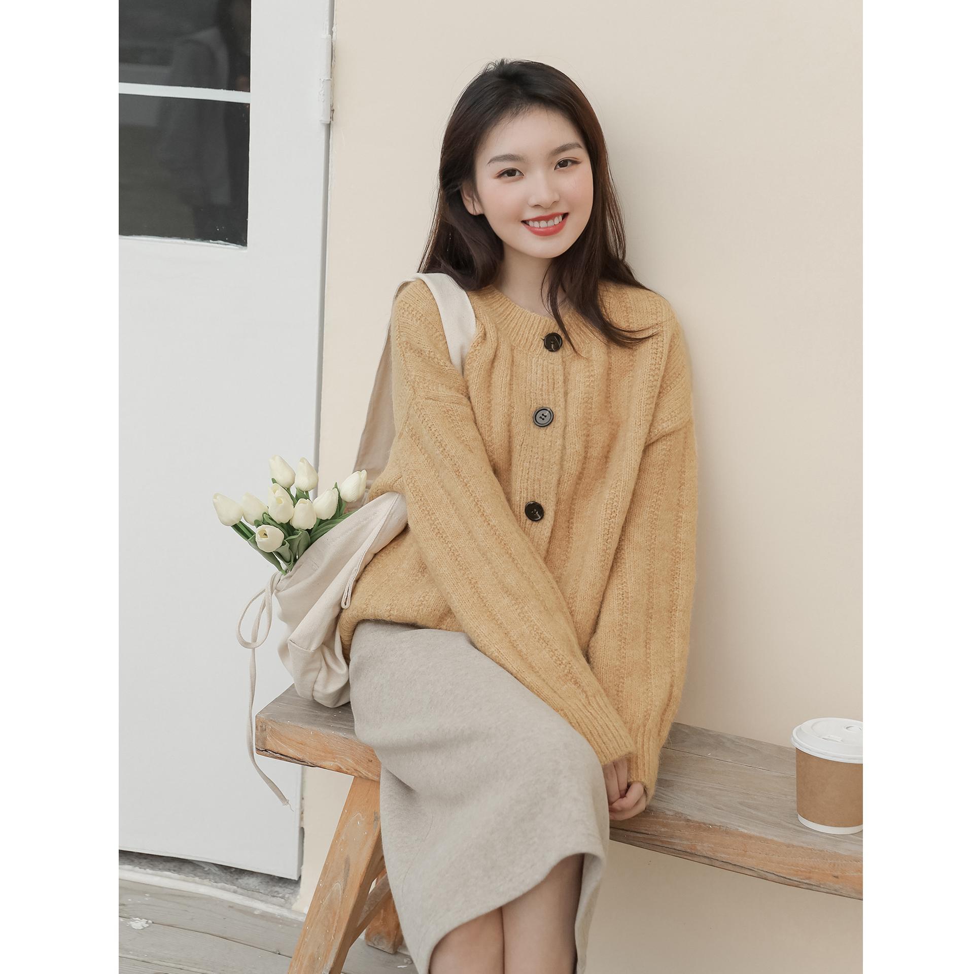 慵懒风针织开衫外套女毛衣2021春款宽松韩版短款外穿纯色小外套