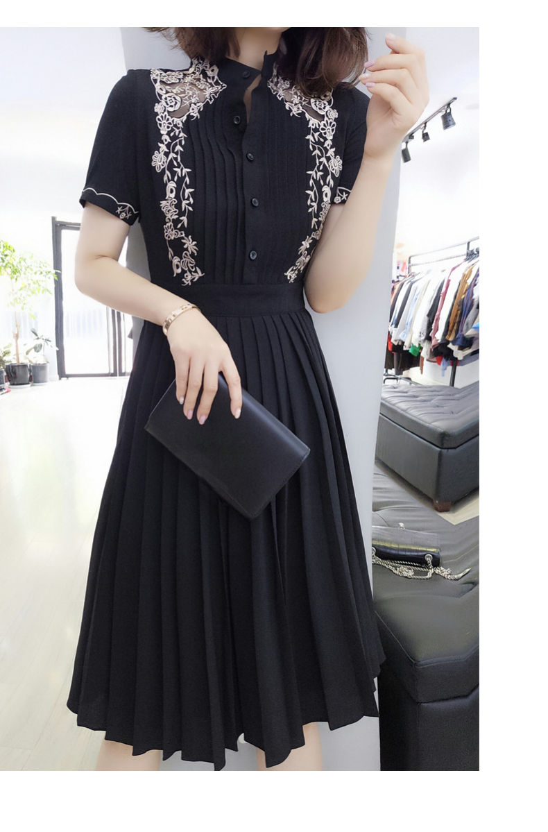 【特惠現貨】赫本風連衣裙女短袖歐洲站年夏季新款歐貨法式氣質蕾絲小黑裙