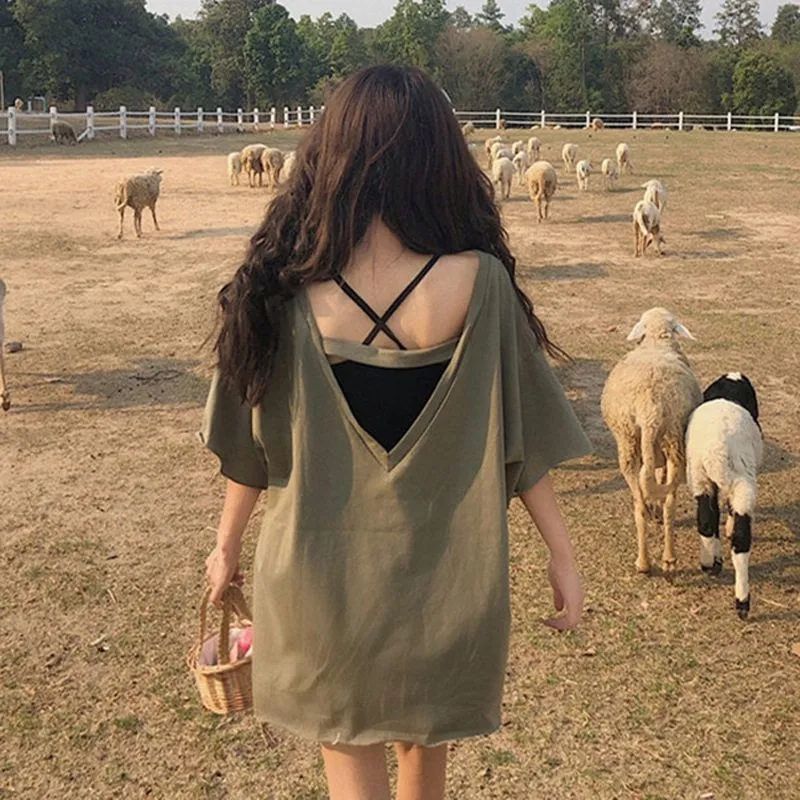 Short-sleeved T-shirt plus size women's summer fat mm loose net red ins Korean version of the bottom missing top 200 catties 300 tide