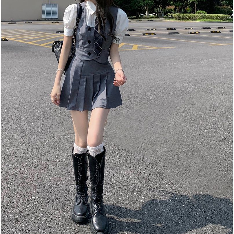 【三件套裝】夏季修身百搭泡泡袖POLO領襯衫背帶馬甲高腰百褶短裙