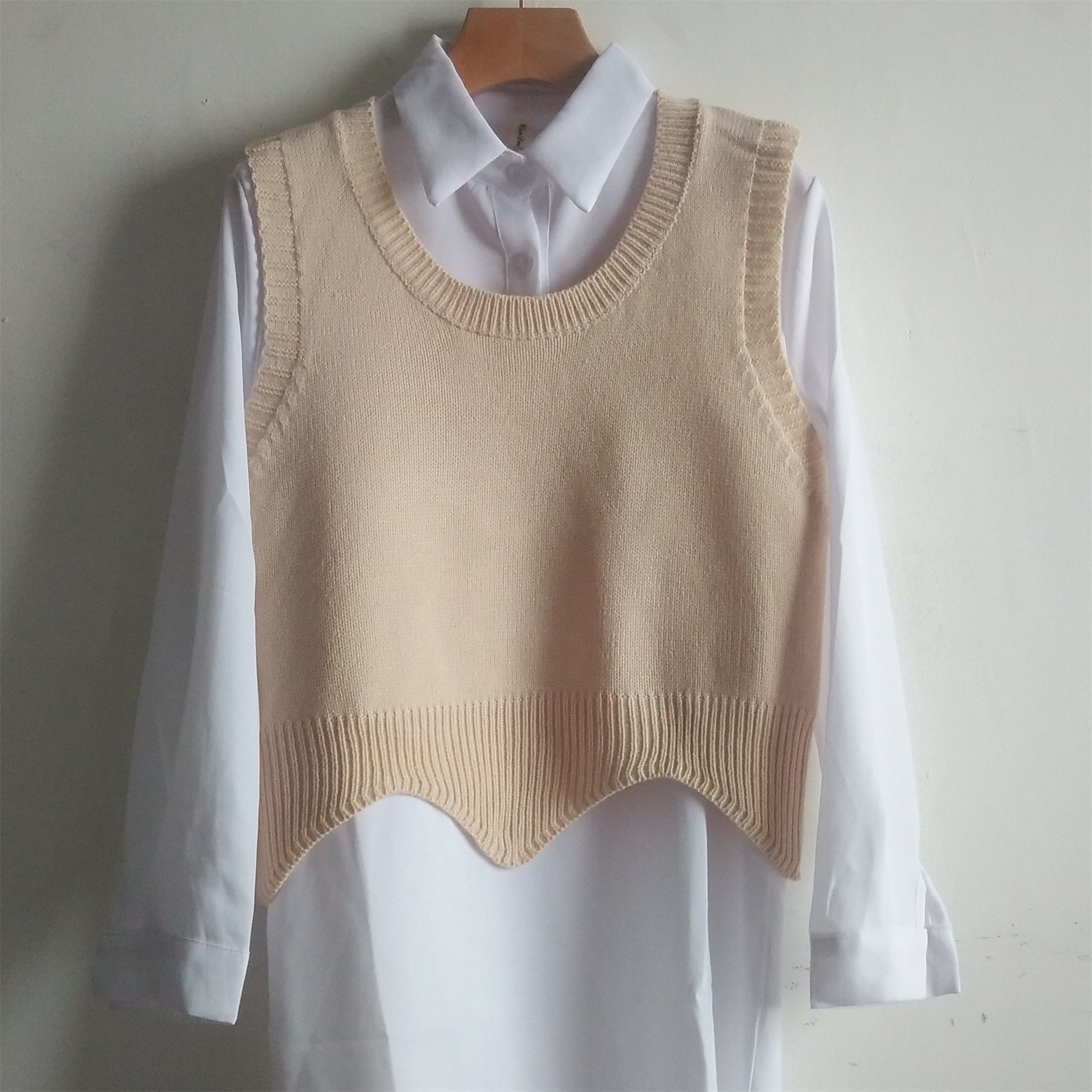 Wave sweater vest, female, sweater vest, bottom wave triangle Sweater Vest (single vest)